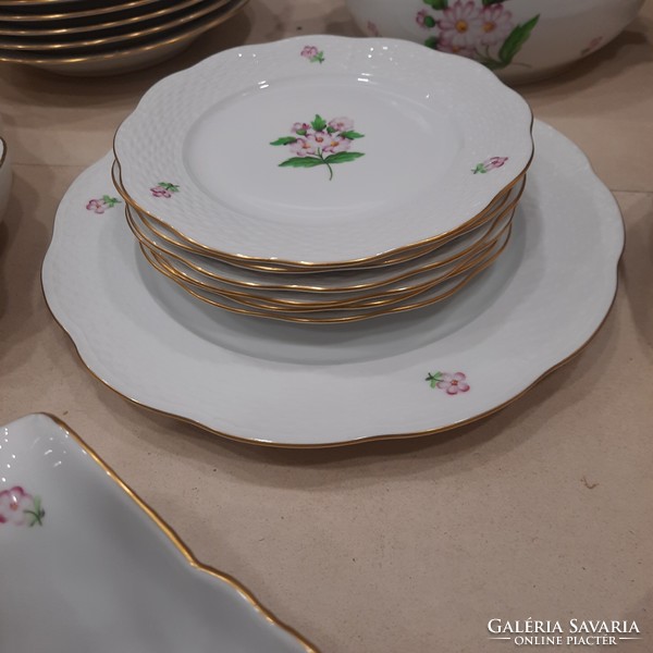 6 személyes Herendi Map virágmintás porcelán étkészlet. 26 db.