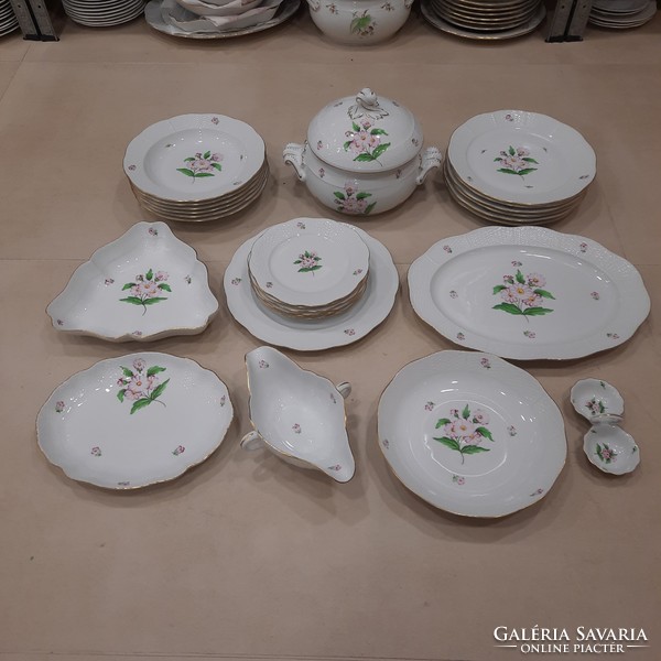 6 személyes Herendi Map virágmintás porcelán étkészlet. 26 db.