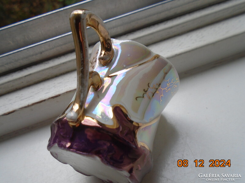 1901 Szecessziós,architekturális ,eozin mázas, arany mintás kávés csésze lila virágokkkal