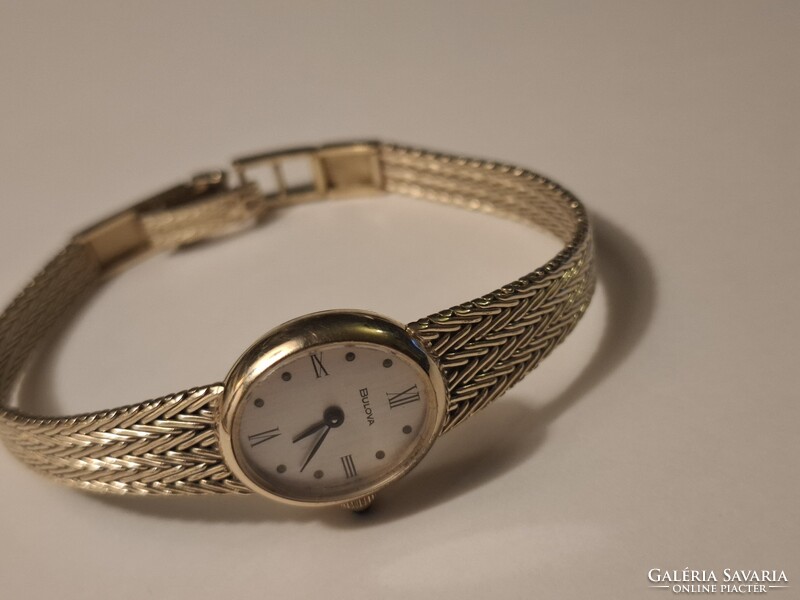 Bulova női 14 k arany óra