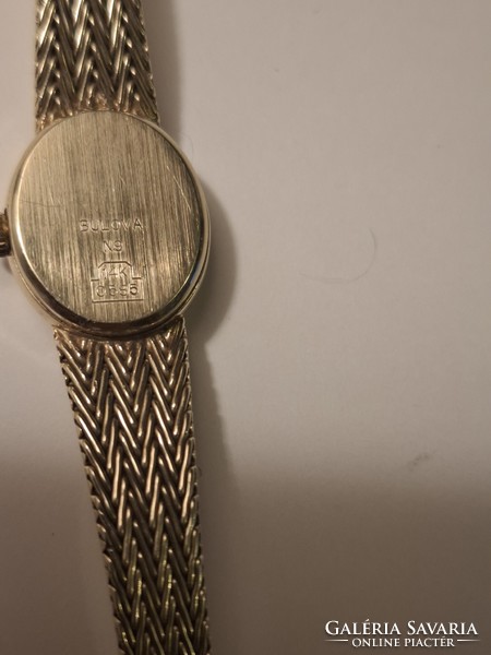 Bulova női 14 k arany óra