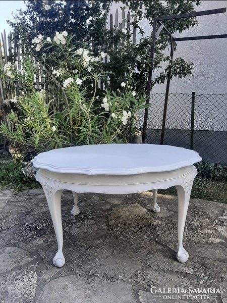Provence stílusban festett saskarom lábú barokk asztal , vintage