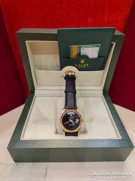 ROLEX DAY-DATE 36 RITKA ONYX SZÁMLAPOS 18KT TÖMÖR ARANY ÓRA