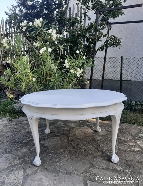 Provence stílusban festett saskarom lábú barokk asztal , vintage