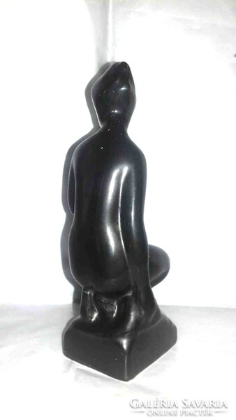 ÜBER RITKA "MINI" FEKETE OLÁH SÁNDOR PORCELÁN AKT