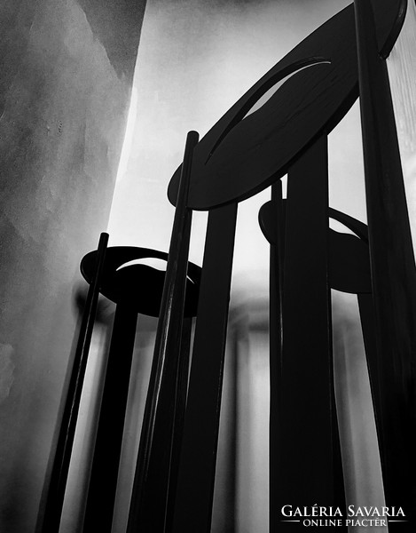 Charles Rennie Mackintosh Argyle Chair (1896)