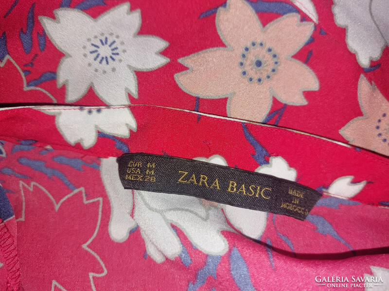 Zara csini lenge virágos felső. Csak mosva van