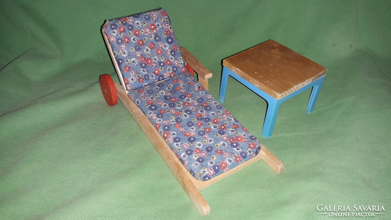 Retro NÉMET NDK DDR GDR fa baba bútor kerti KEREKES nyugágy zsúr asztallal EGYBE a képek szerint
