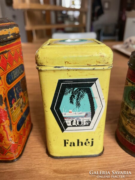 Régi fém pléh dobozok, Szent István cikória, Turán, Dara, Meinl tea, Kneipp maláta