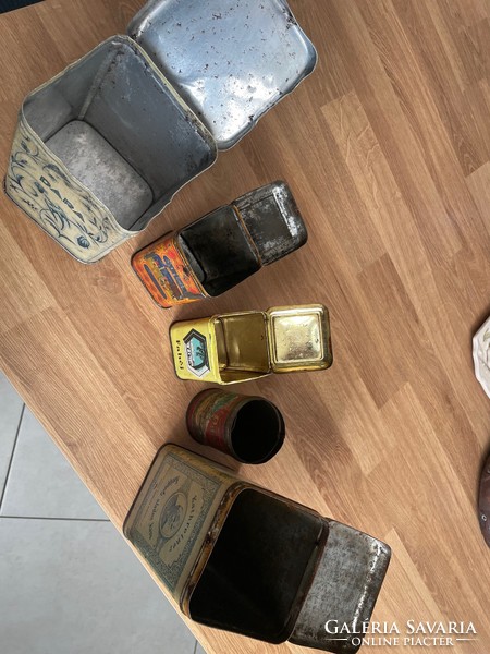 Régi fém pléh dobozok, Szent István cikória, Turán, Dara, Meinl tea, Kneipp maláta