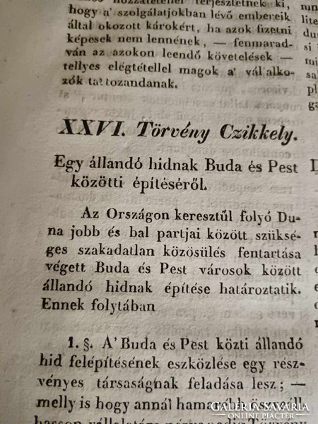 Lánchíd egy korlát oszlopa, igazi kuriózum, törvénycikk 1832-ből, budapesti öntöttvas relikvia,