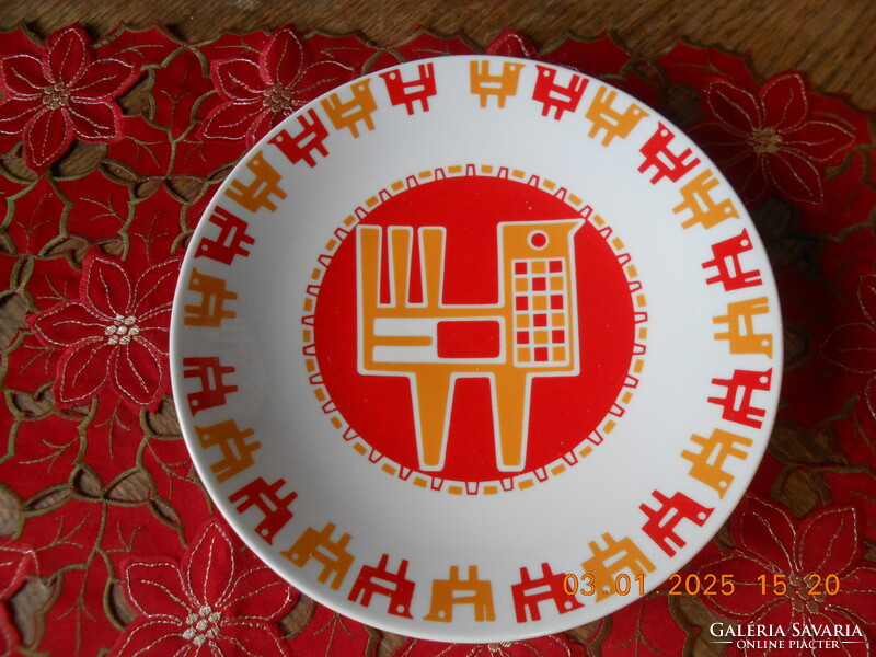 Zsolnay art deco Nádor Judit madaras falitányér