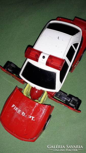 Retro fém TRANSFORMERS ALAKÍTHATÓ - TŰZOLTÓ parancsnoki autó 15 cm a képek szerint