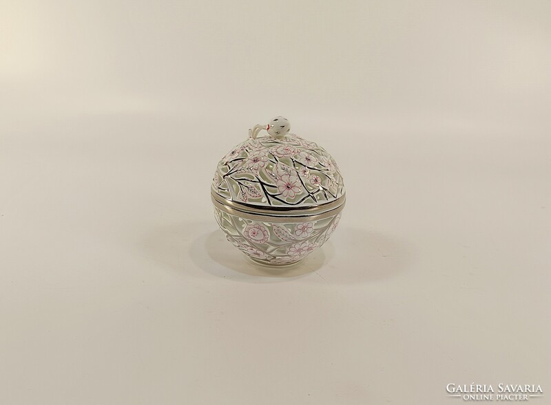 HERENDI, ÁTTÖRT KÉZZEL FESTETT PORCELÁN BONBONIER, HIBÁTLAN ! (K009)