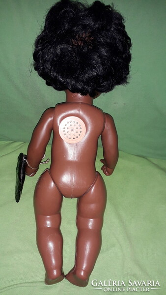 1970's Vintage német MINŐSÉGI Lissi Batz - Vinyl plasztik néger csoki baba 44cm ALVÓS SÍRÓS HIBÁTLAN