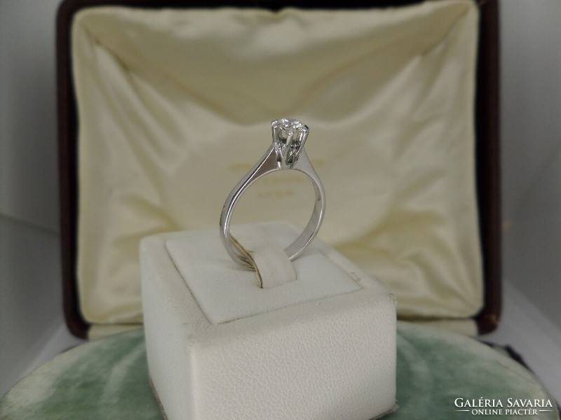 Fehérarany brilles szoliter gyűrű cca 0.28 ct