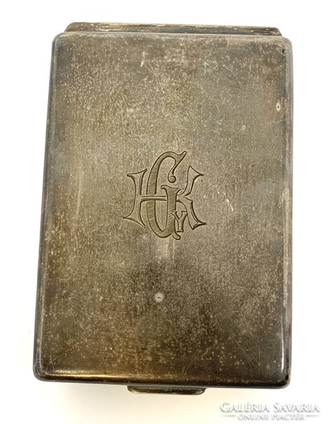 Ezüstözött jelzett Sandrik szivartartó doboz fa belsővel KGY monogrammal RZ