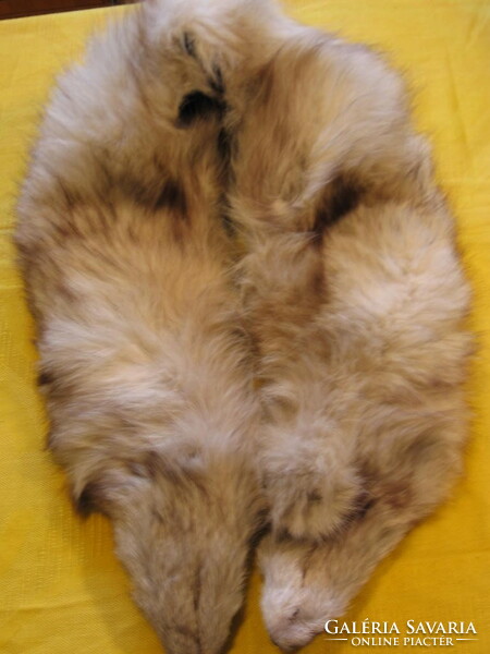 Ezüst róka gallér