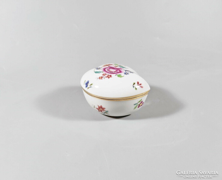 HERENDI, NANKING BOUQUET MINTÁS SZÍV ALAKÚ ÉKSZERESDOBOZ, KÉZZEL FESTETT PORCELÁN, HIBÁTLAN (BT015)
