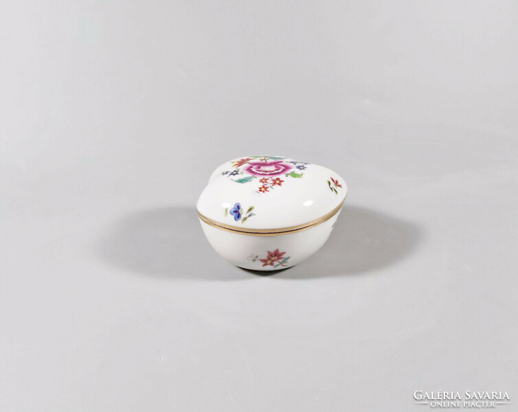 HERENDI, NANKING BOUQUET MINTÁS SZÍV ALAKÚ ÉKSZERESDOBOZ, KÉZZEL FESTETT PORCELÁN, HIBÁTLAN (BT015)