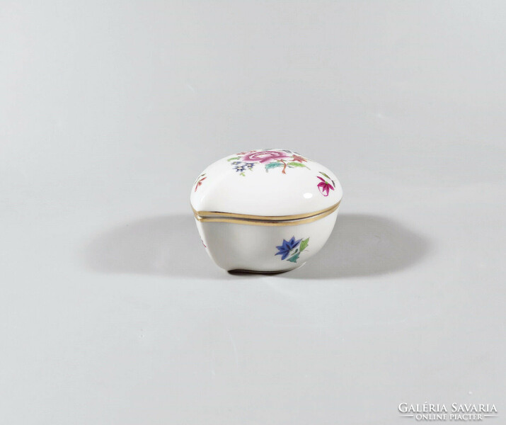 HERENDI, NANKING BOUQUET MINTÁS SZÍV ALAKÚ ÉKSZERESDOBOZ, KÉZZEL FESTETT PORCELÁN, HIBÁTLAN (BT015)