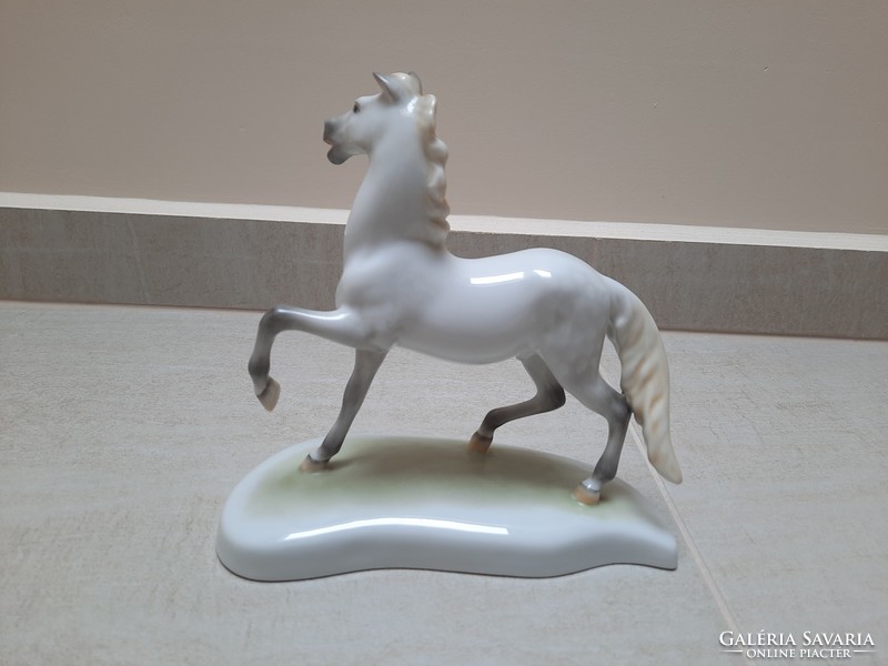 Herendi porcelán ló, paripa, csikó figura