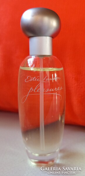 ESTEE LAUDER Pleasures