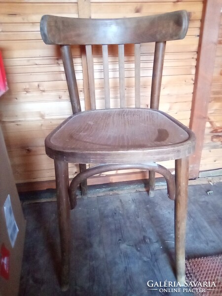 Thonett szék gyönyörű állapotban.