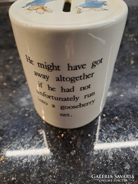 Wedgwood angol porcelán gyermek persely Peter Rabbit Nyúl Péter dekorral