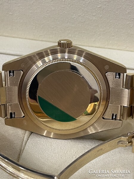 Rolex DayDate Green Dial Diamond