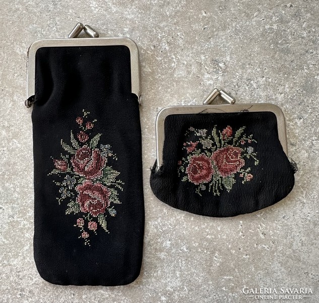 Gobelinnel díszített női csecse-becsék