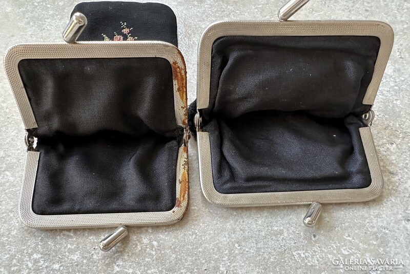 Gobelinnel díszített női csecse-becsék