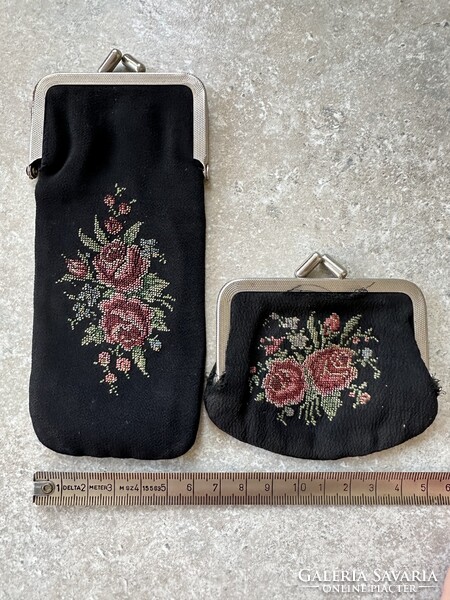 Gobelinnel díszített női csecse-becsék