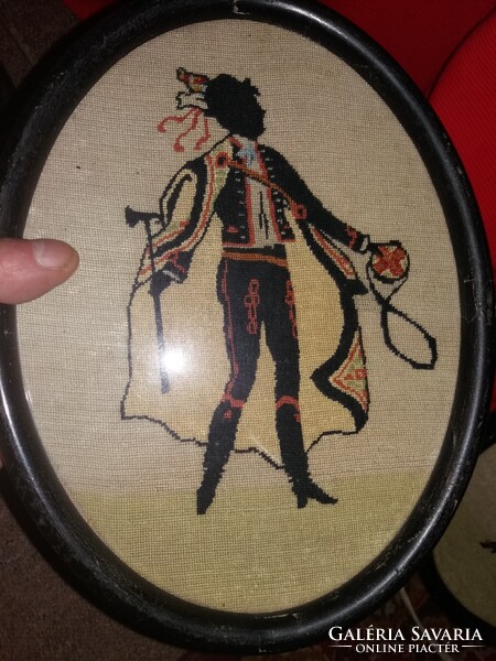 Antik 19.sz. tűgobelin hímzett kép Nász pár bieder keret + üveg 28 x 20 cm EGYBEN képek szerint