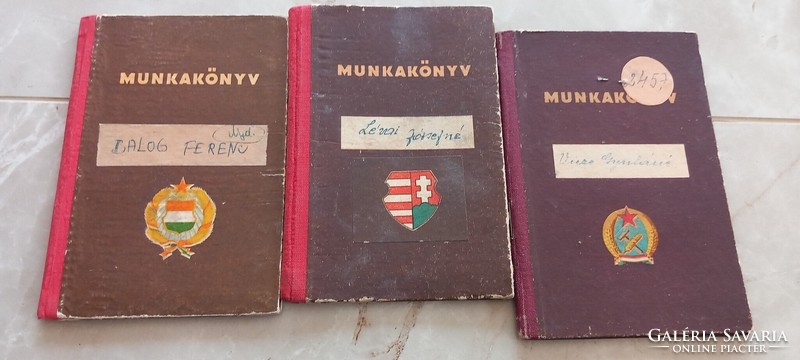 MUNKA KÖNYVEK