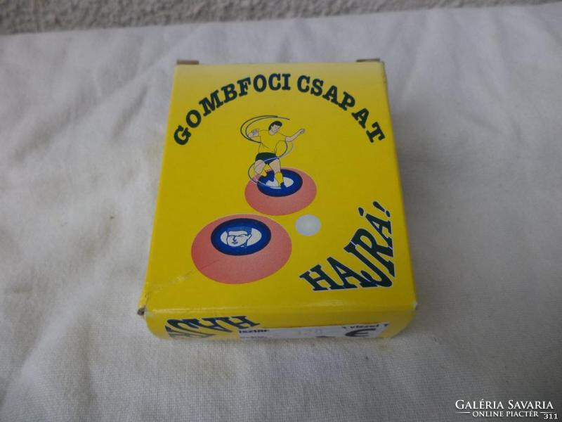 Jugoszlávia retro gombfoci csapat, dobozos (2428)