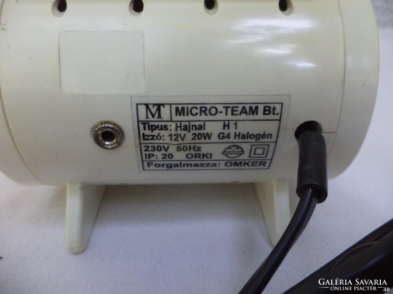 Hajnal H1 lámpa és óra, Micro-Team, retro. (3049)
