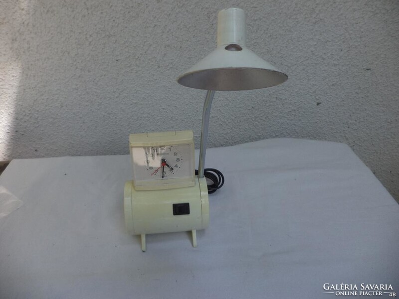 Hajnal H1 lámpa és óra, Micro-Team, retro. (3049)
