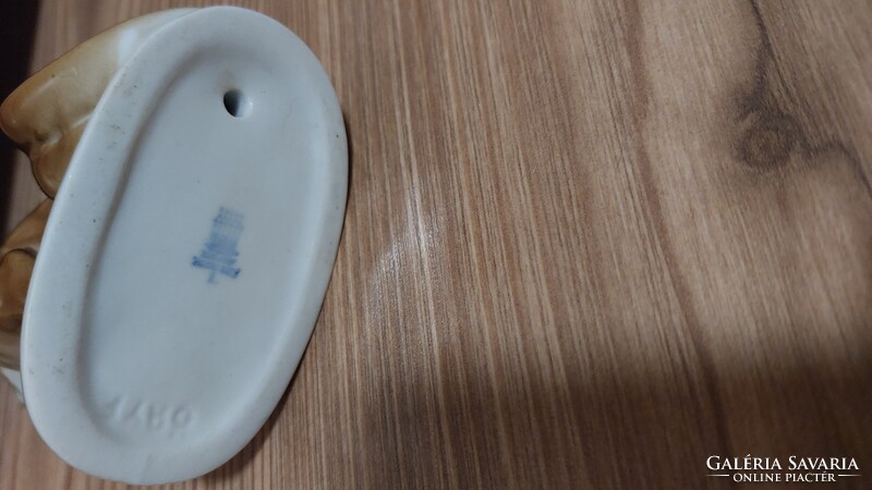 Zsolnay porcelán kutya,  hibátlan állapotban!