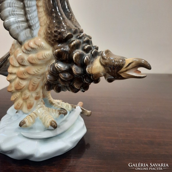 Herendi Turul madár karddal porcelán figura 1.oszt.