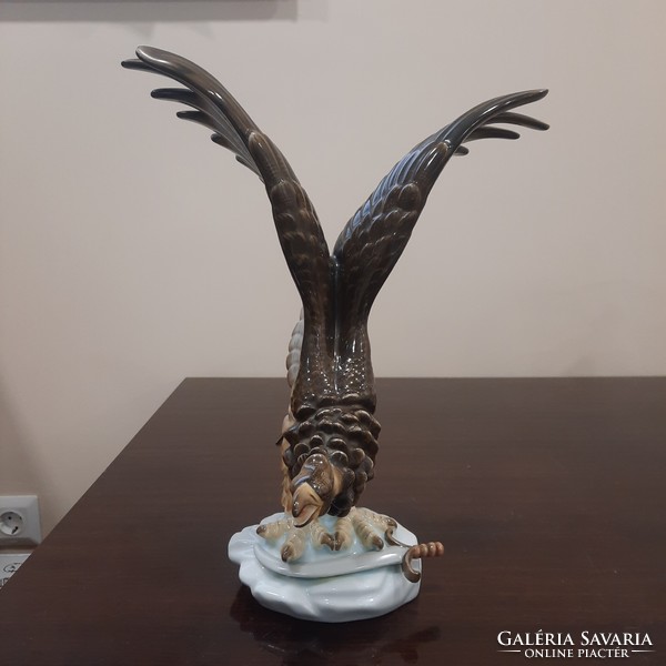 Herendi Turul madár karddal porcelán figura 1.oszt.