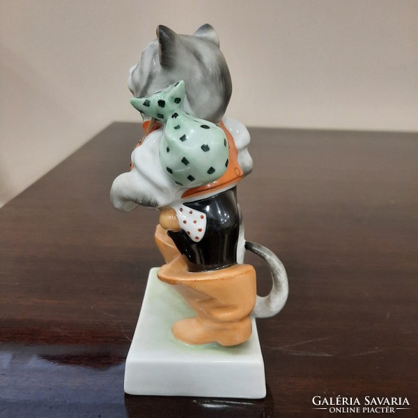 Jubileumi Herendi Csizmás Kandúr porcelán figura 1.oszt.