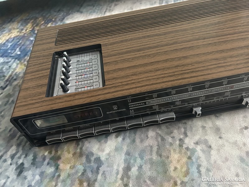 Vintage Grundig RTV 720  rádió