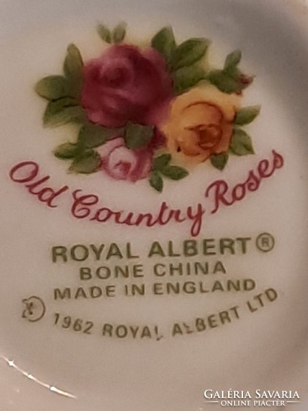 Royal Albert old country roses angol porcelán váza 13 cm