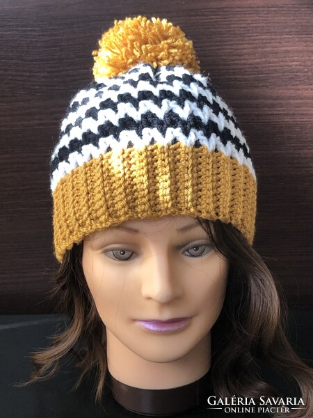 Női horgolt beanie sapka ZigZag S/M