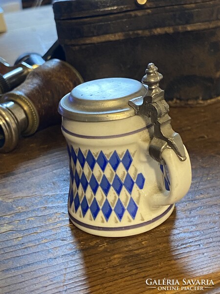 BAJOR SÖRÖS KANCSÓ, JELZETT KURT HAMMER FEDELES KRIGLI 5 CM