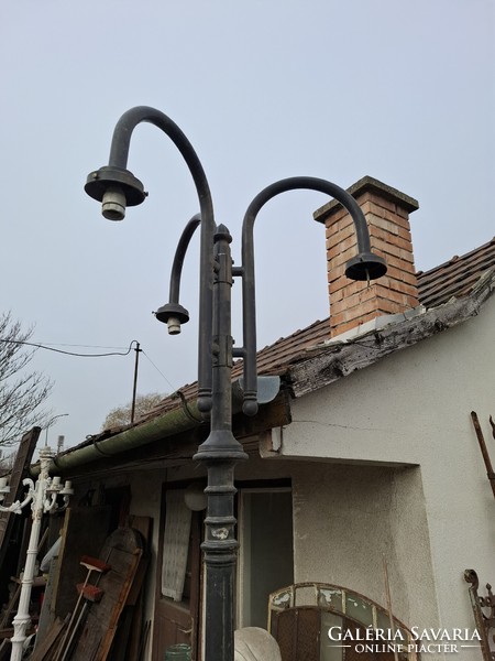 Öntöttvas kandelláber,lámpaoszlop