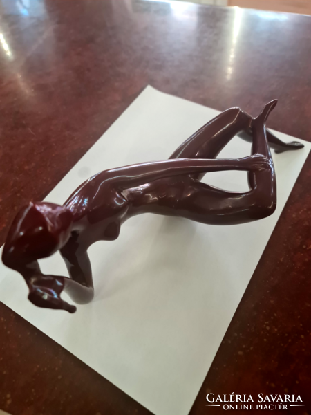 Zsolnay Török J. Eozin figura ökör ver mázas