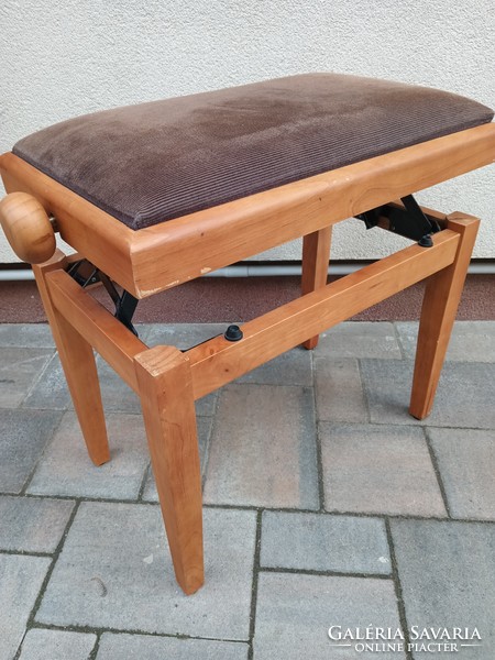 Zongorapad  állítható pad szék. Alkudható.