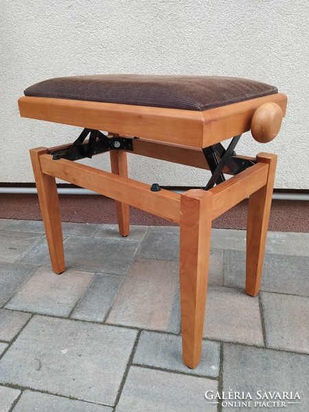 Zongorapad  állítható pad szék. Alkudható.